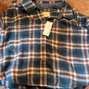 american eagle cropped flannel